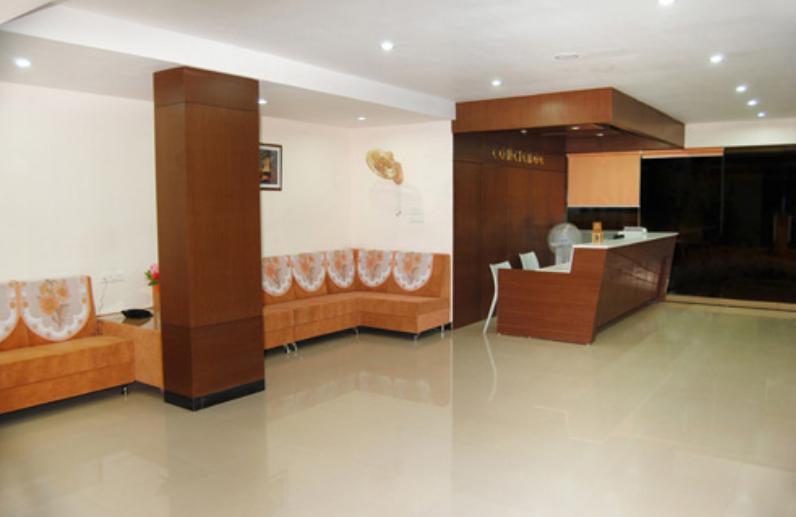 Balaji Grand Hotel Kākināda Esterno foto
